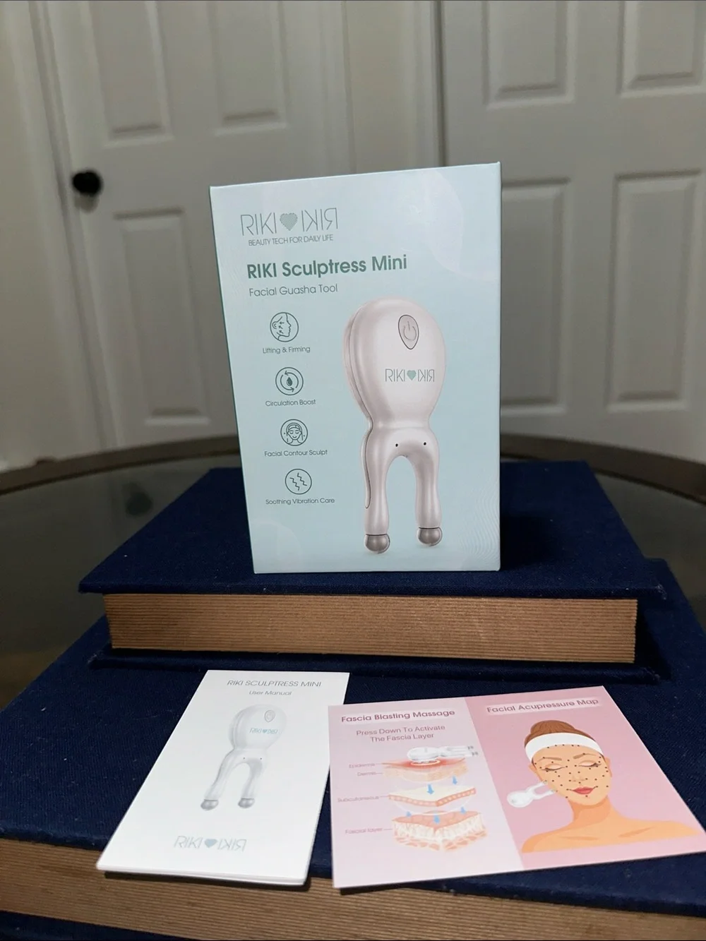 RIKI Sculptress Mini Facial Gua Sha Tool - Light Pink